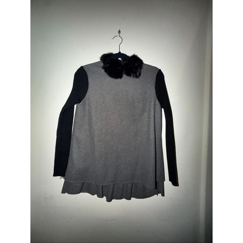Womens thick warm great quality gray with black fur collar and sleeves size S/M